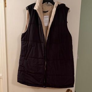 Sleeveless Black Puffer Vest with Cream Sherpa Lining